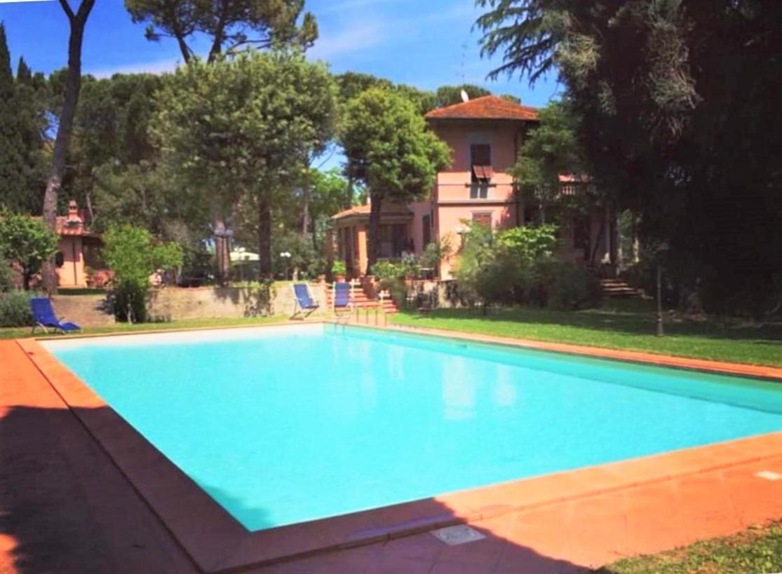 Villa Al Piano Lastra a Signa Luaran gambar